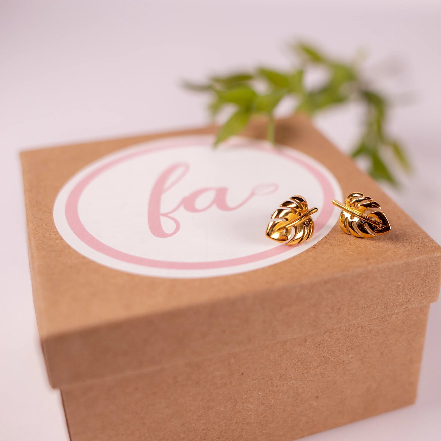 Monstera Necklace and Earrings Set