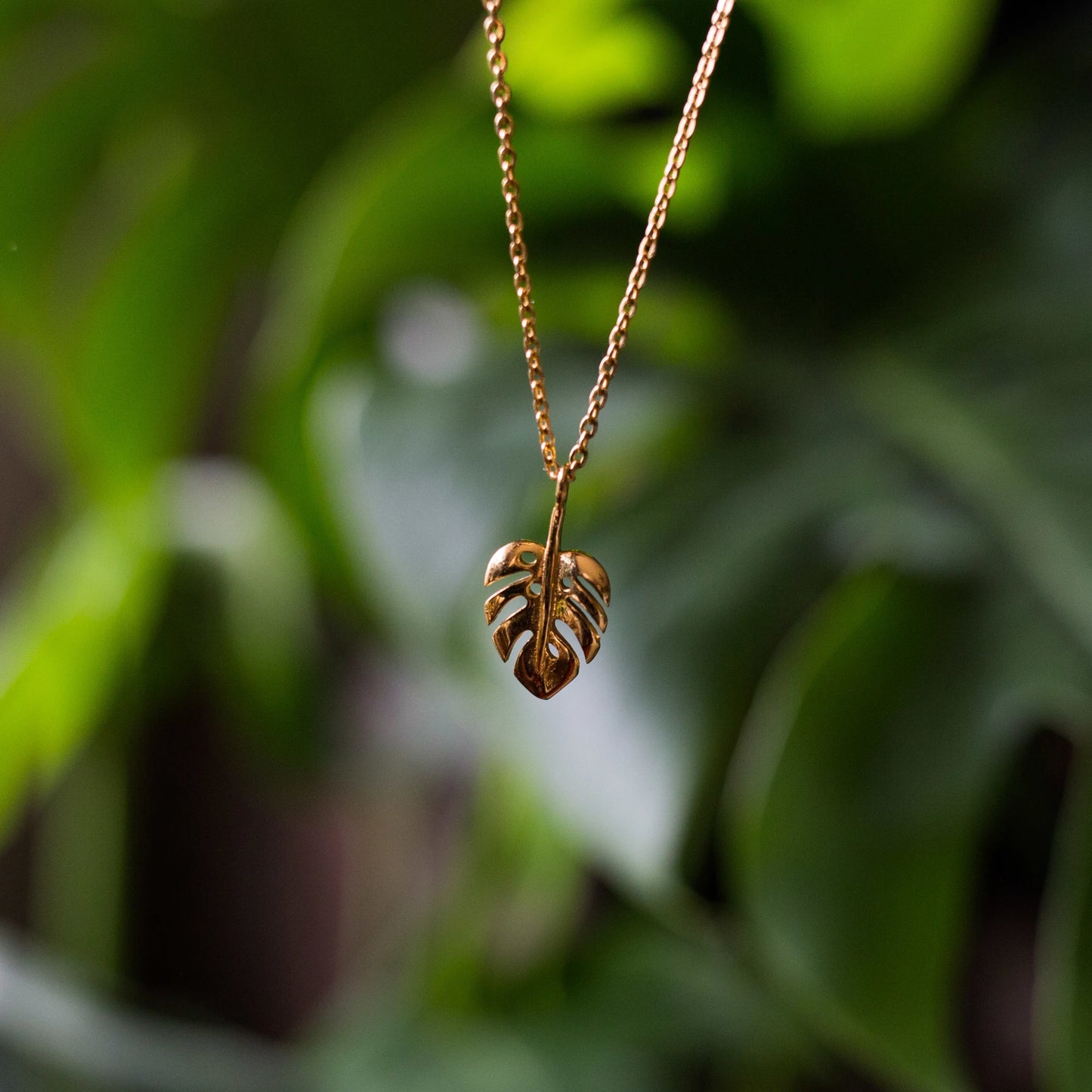 Monstera Necklace